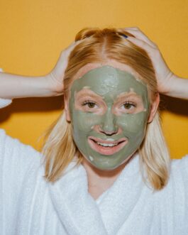 Royals Charcoal Facial